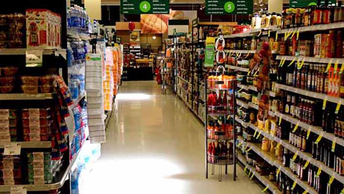 pasillo de un supermercado